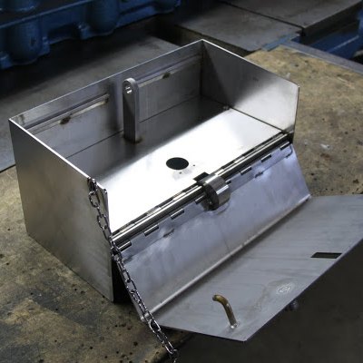 Checkerplate aluminium toolbox